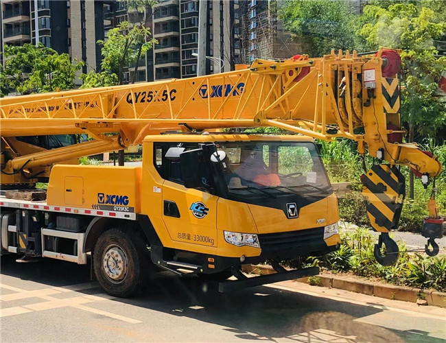 江阴市大件设备吊装租赁吊车