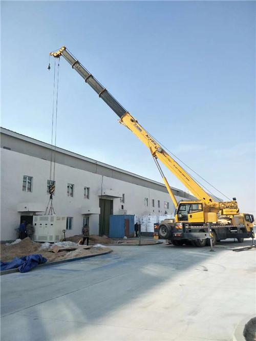 江阴市“超载就喊停”—— 吊车的 “重量保镖” 技术
